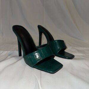 Green Square-Toed Heels
